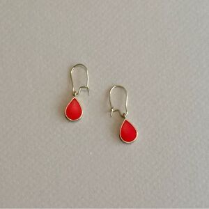 Red Teardrop Earrings R842